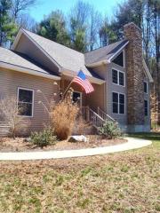 148 Shore Rd, Sacandaga, NY 12134-5231