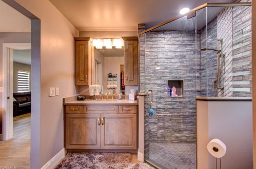 113 41 St, Cape Coral FL  33904-5127 exterior