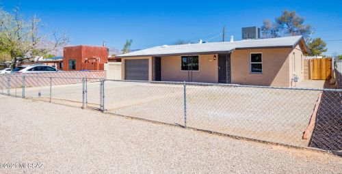 2744 Winstel Blvd, Tucson, AZ 85716-2364