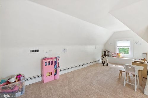 17 Lexington Ave, Camden NJ  08109-2013 exterior