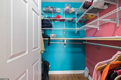 22 Autumn Ridge Rd, Greystone Park NJ  07950-1194 exterior