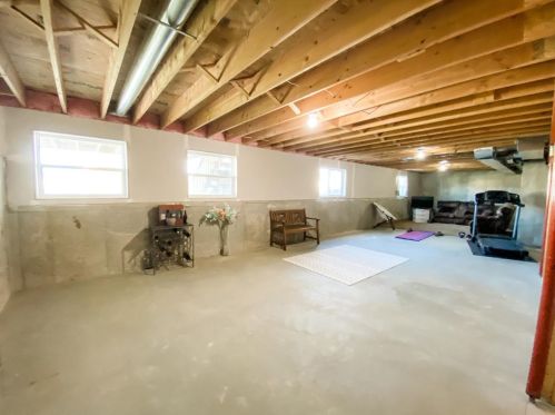 536 Falk Dr, Edgerton WI  53534-2159 exterior