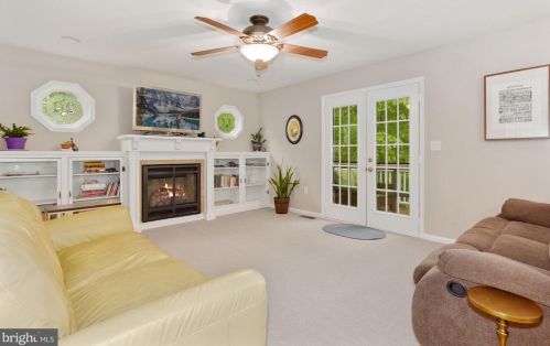 10 Banff Dr, Harrison Township NJ  08062-9533 exterior