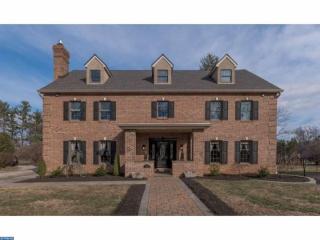 1939 County Line Rd, Ithan, PA 19085-1730