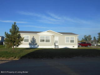 907 Chestnut Ln, Dickinson ND  58601-6575 exterior