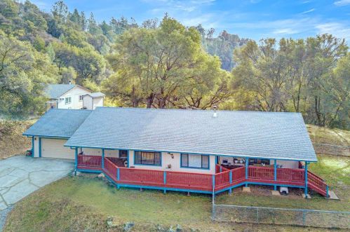 19617 Victoria Dr, Grass Valley, CA 95949-9301