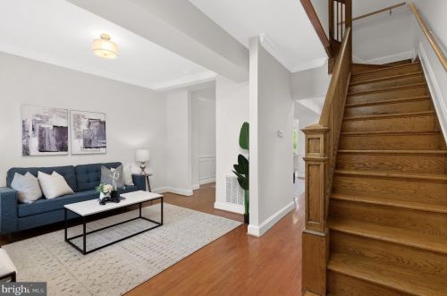 2120 Capitol St, Washington, DC 20002-1102