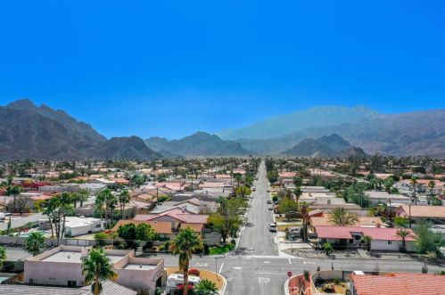 53400 Avenida Obregon, La Quinta CA  92253-3438 exterior
