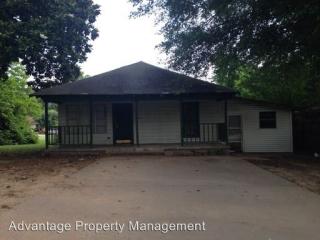 326 Willow St, Conway AR  72032-4655 exterior