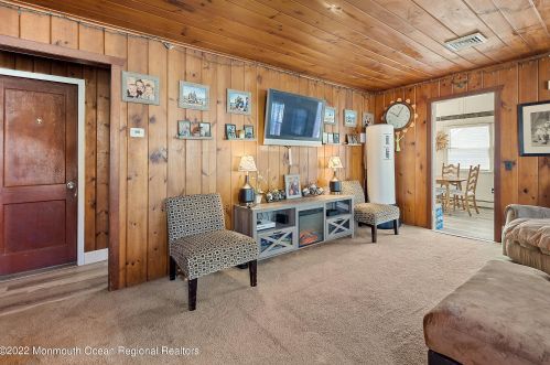 47 Van Ness Dr, Bricktown NJ  08723-5760 exterior