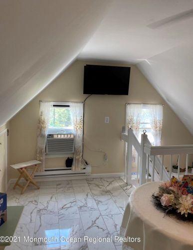 515 Laurel St, Berkeley Township NJ  08721-2619 exterior