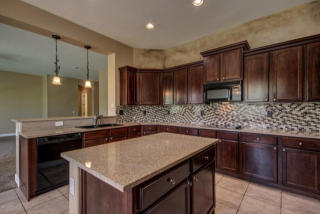 3157 Ironside Ct, Gilbert, AZ 85298-8703