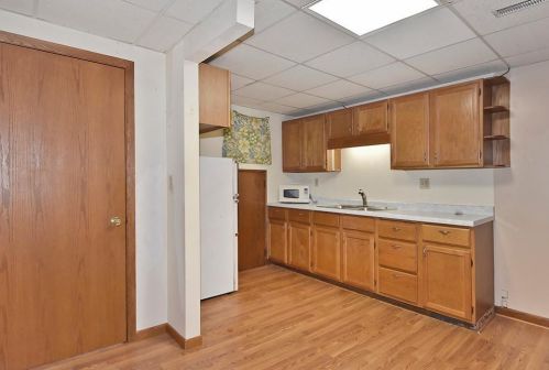 117 5th Ave, Faribault, MN 55021-5075
