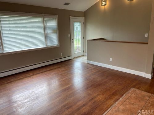 185 Prospect Ave, Avenel NJ  07001-1254 exterior