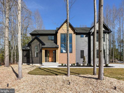 29633 Woodgate Dr, Milton, DE 19968-3313
