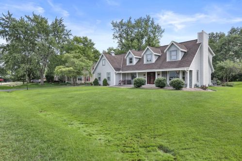 3607 Marseilles Dr, Thiensville, WI 53092-2243