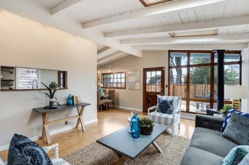 316 Carmel Ave, Pacifica, CA 94044-2407