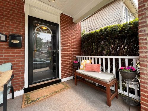 3077 Latonia Ave, Pittsburgh, PA 15216-2428