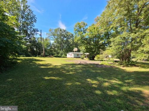 2843 Warrenton Rd, Fredericksburg, VA 22406-4602