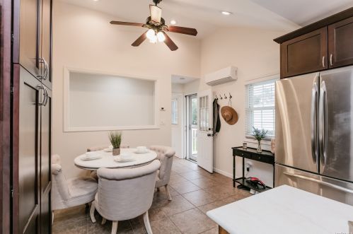 37 Edwards Pl, Huntington Station NY  11746-1013 exterior