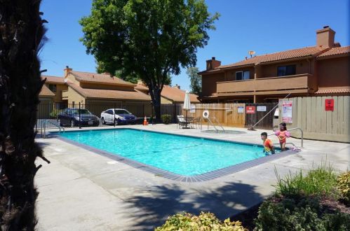 1232 Roseburg Ave, Modesto CA  95350-4983 exterior