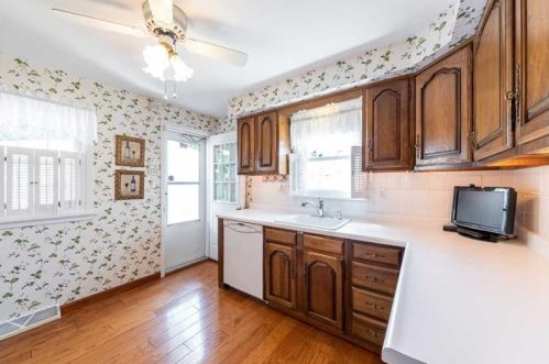 2846 Economy St, Ambridge PA  15003-1433 exterior