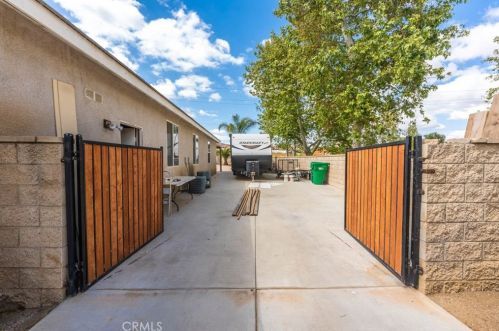 19074 Eldorado Rd, Perris CA  92570-6588 exterior