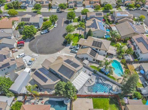 1305 Oak Leaf Cir, Valley Home CA 95361-2769 exterior