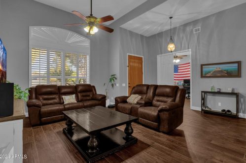 1570 Bartlett Way, Chandler, AZ 85248-5456