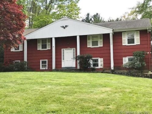 348 Club Rd, Stamford, CT 06905-2129