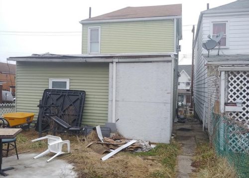 234 17th Ave, Whitaker, PA 15120-1812