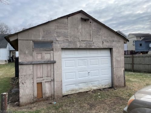 173 Market St, Belvidere NJ  07823-1204 exterior