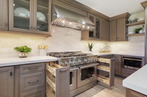 2061 Mettler Rd, Lodi, CA 95242-9421