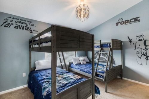 2539 Renshaw St, Kissimmee FL 34747-2108 exterior