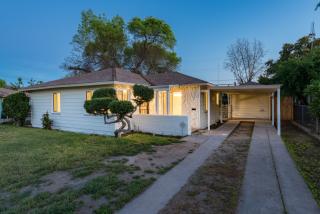 3717 Kenmore Dr, Fresno, CA 93703-2523