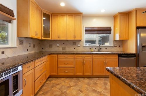 2745 Monogram Ave, Long Beach CA 90815-1536 exterior