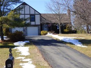 121 Neill Dr, Watertown, CT 06795-1767