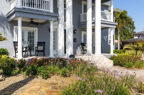2430 Coffee Pot Blvd, Saint Petersburg, FL 33704-3550