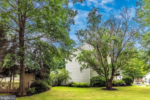 17 Lion Ct, Limerick PA  19468-1339 exterior