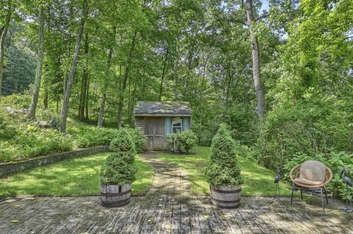 42 Lake Dr, Whaley Lake NY  12531-5251 exterior