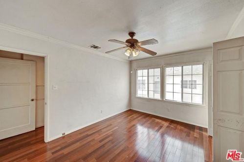 825 Verdugo Rd, Glendale CA  91206-2536 exterior