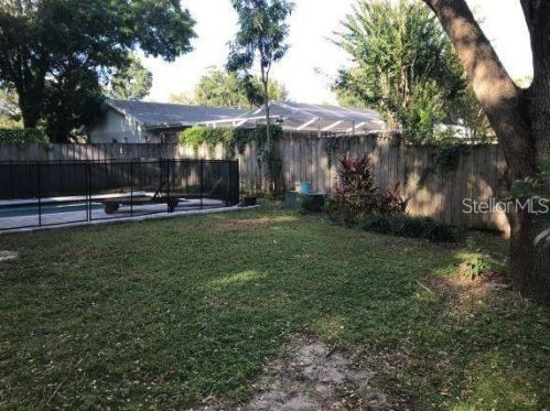 2207 Orangeside Rd, Palm Harbor, FL 34683-3345