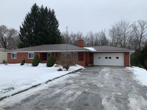 544 Cole Dr, Meadville, PA 16335-1310