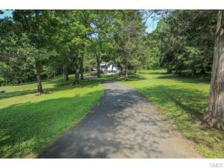 197 Amos White Rd, Southbury, CT 06488-2601