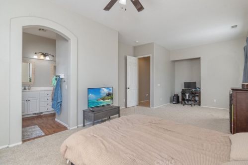 27401 Stanford Dr, Temecula CA 92591-2847 exterior