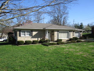 2751 Clinton Cir, Hopkinsville, KY 42240-4705