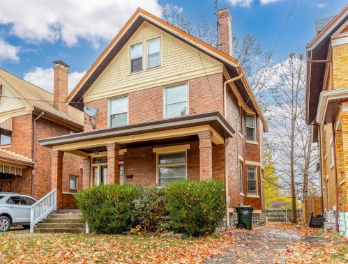4534 Floral Ave, Cincinnati, OH 45212-3252