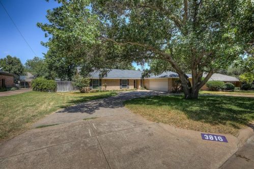 3816 Arborlawn Dr, Fort Worth, TX 76109-3305