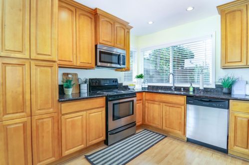 6324 Twin Wood Way, Citrus Heights CA  95621-3526 exterior