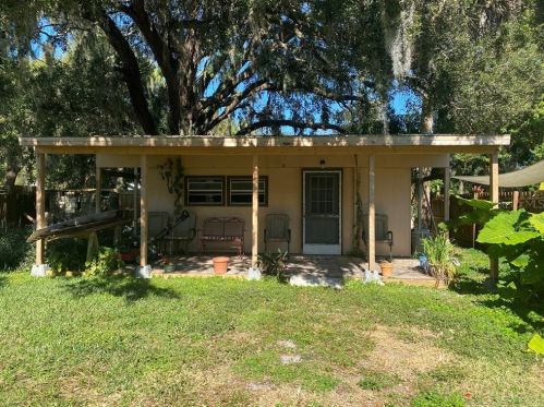 5725 Mitchell Ct, New Port Richey, FL 34652-1823